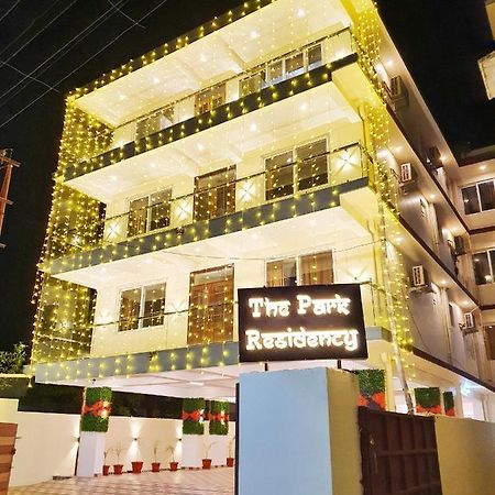 The Park Residency Hotel Dehradun Eksteriør billede