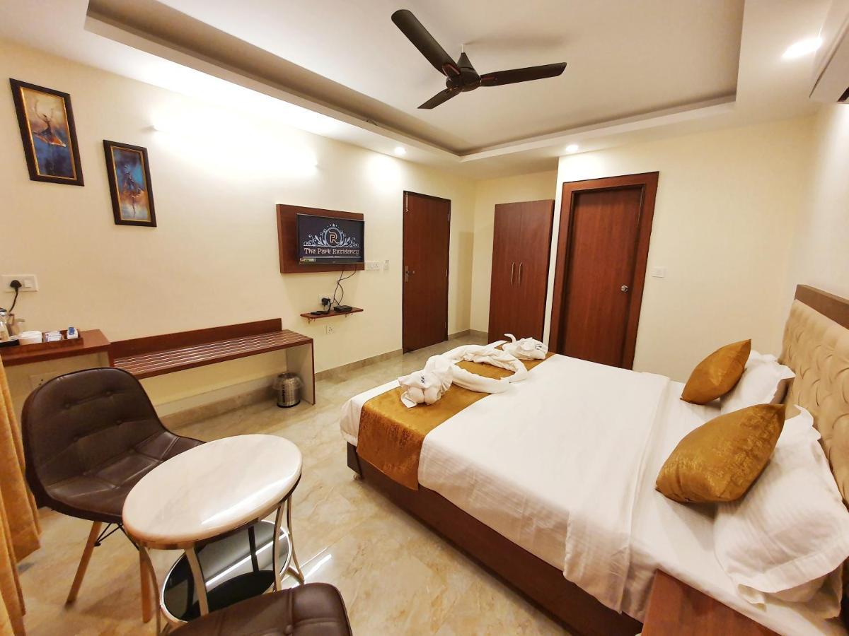 The Park Residency Hotel Dehradun Eksteriør billede