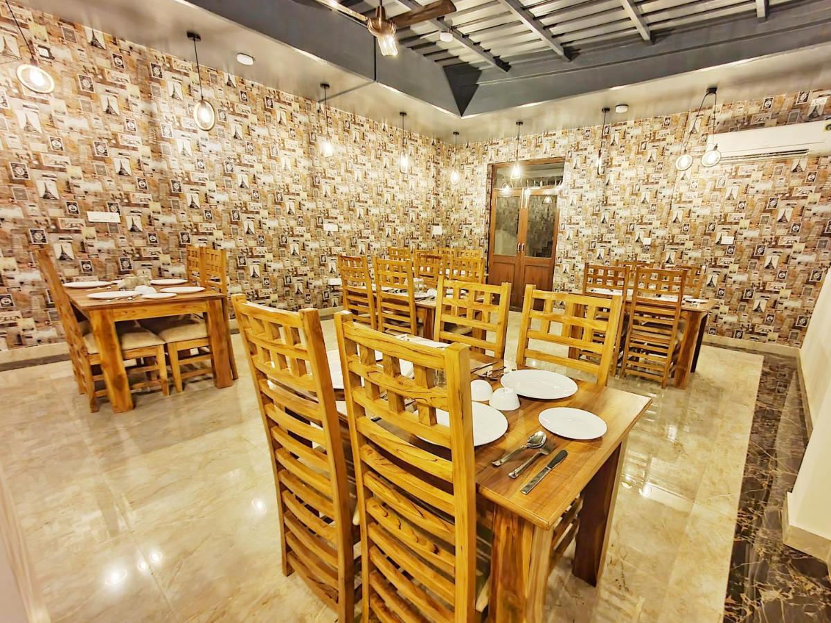The Park Residency Hotel Dehradun Eksteriør billede