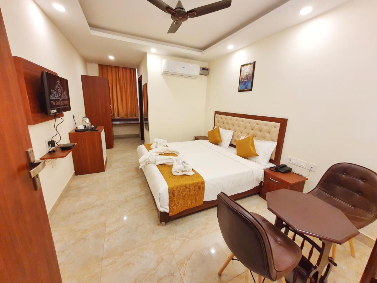 The Park Residency Hotel Dehradun Eksteriør billede