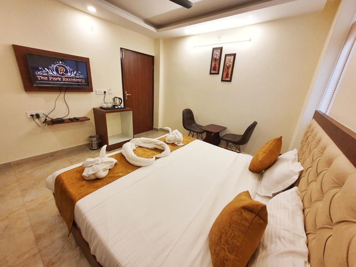 The Park Residency Hotel Dehradun Eksteriør billede